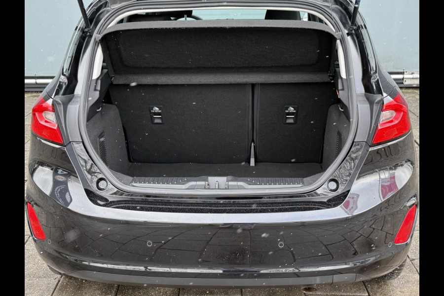 Ford Fiesta BWJ 2022 | 1.0I 100PK Titanium | AIRCO | NAVI | CRUISE | CARPLAY | PDC |