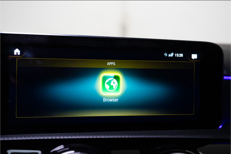 Mercedes-Benz A-Klasse 250 e AMG 218PK | Pano | Sfeer | LED | Stoelverw. | Keyless | 12 MND Garantie