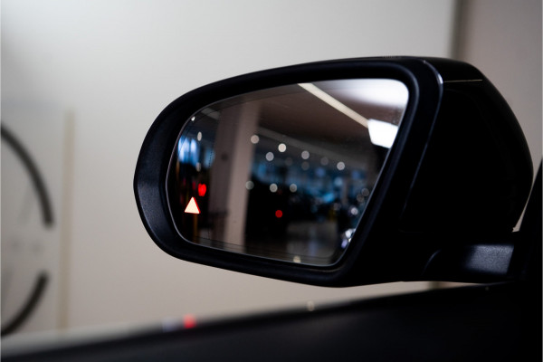 Mercedes-Benz GLC Coupé 300e 4MATIC Premium+ 320PK | Pano | Burmester | Sfeer | Carplay | Keyless | 12 MND Garantie GERESERVEERD