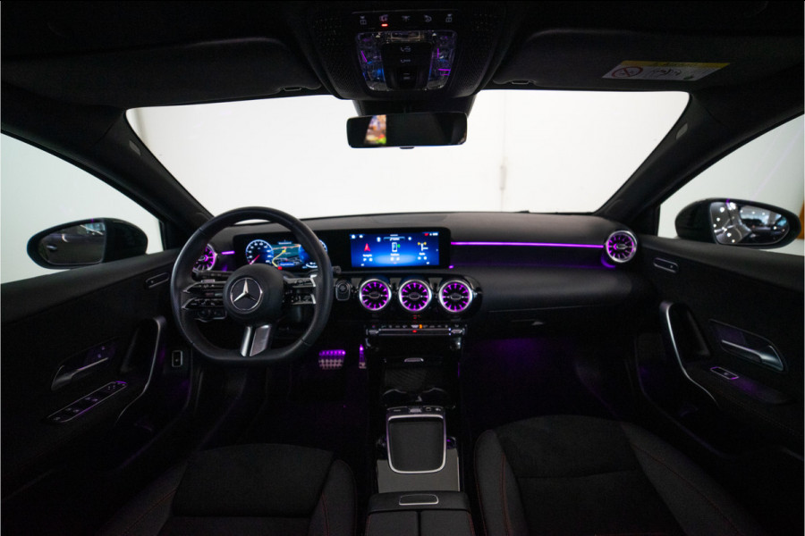 Mercedes-Benz A-Klasse 250 e Premium AMG Facelift 218PK | Pano | Keyless | Sfeer | Night | Fabrieksgarantie