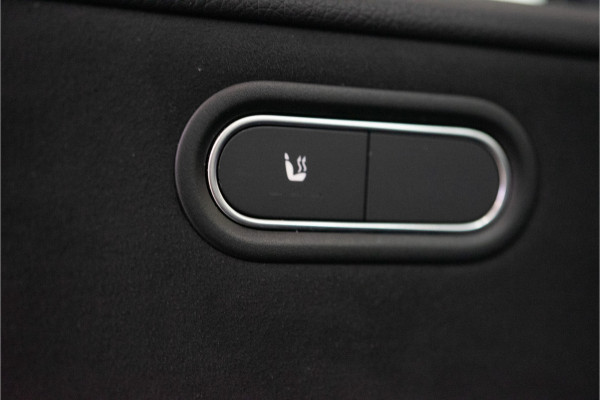 Mercedes-Benz A-Klasse 250 e Premium AMG Facelift 218PK | Pano | Keyless | Sfeer | Night | Fabrieksgarantie