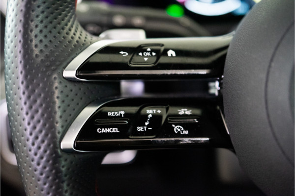 Mercedes-Benz A-Klasse 250 e Premium AMG Facelift 218PK | Pano | Keyless | Sfeer | Night | Fabrieksgarantie