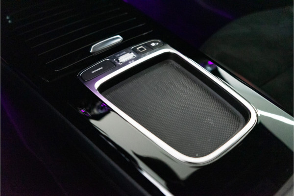 Mercedes-Benz A-Klasse 250 e Premium AMG Facelift 218PK | Pano | Keyless | Sfeer | Night | Fabrieksgarantie