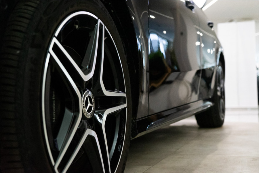 Mercedes-Benz A-Klasse 250 e Premium AMG Facelift 218PK | Pano | Keyless | Sfeer | Night | Fabrieksgarantie