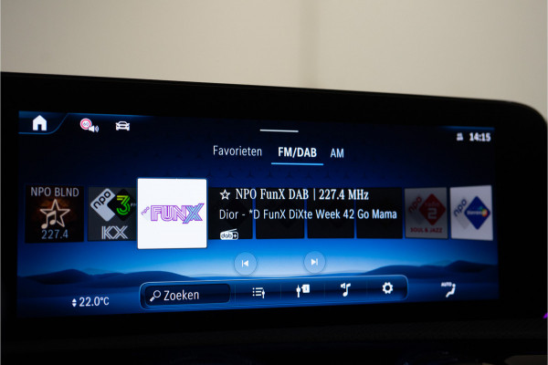 Mercedes-Benz A-Klasse 250 e Premium AMG Facelift 218PK | Pano | Keyless | Sfeer | Night | Fabrieksgarantie