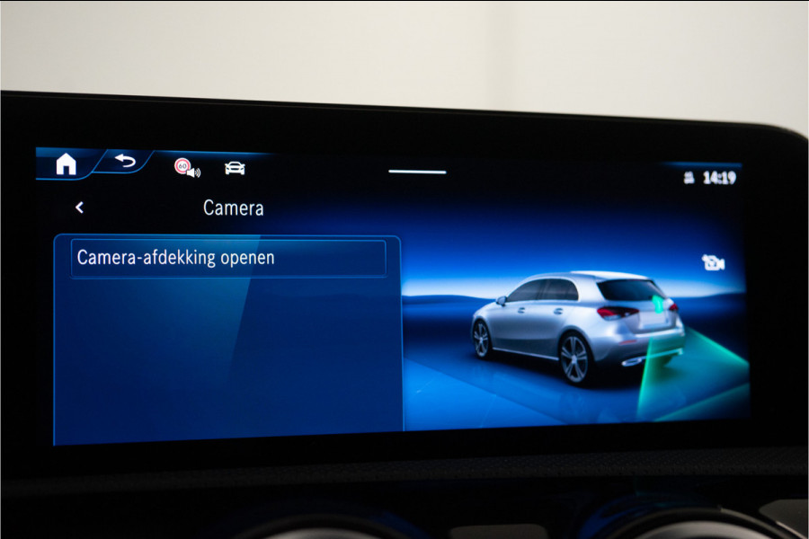 Mercedes-Benz A-Klasse 250 e Premium AMG Facelift 218PK | Pano | Keyless | Sfeer | Night | Fabrieksgarantie