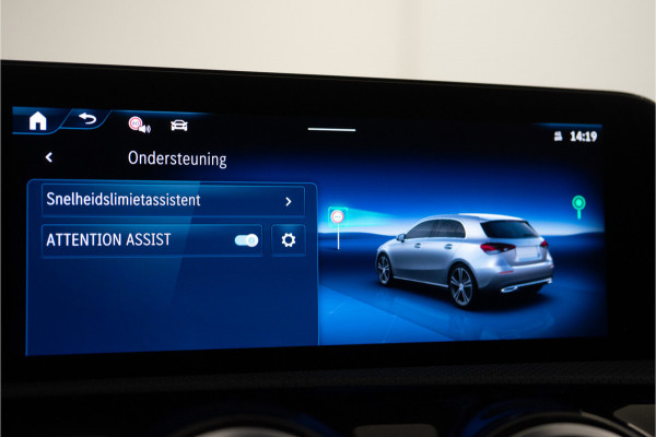 Mercedes-Benz A-Klasse 250 e Premium AMG Facelift 218PK | Pano | Keyless | Sfeer | Night | Fabrieksgarantie