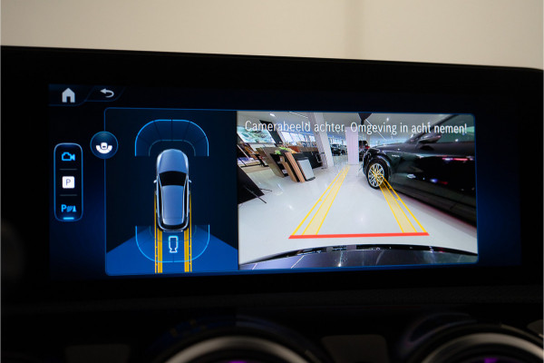 Mercedes-Benz A-Klasse 250 e Premium AMG Facelift 218PK | Pano | Keyless | Sfeer | Night | Fabrieksgarantie