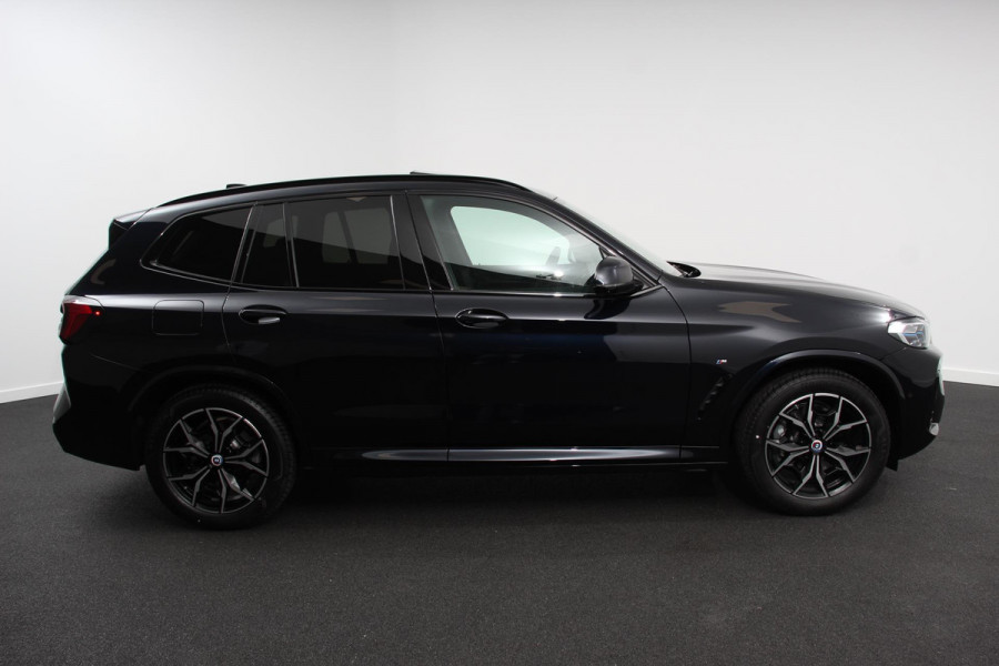 BMW X3 xDrive30e M Sport High Executive | Leder | Schuif/kantel dak | Navigatie | Climate Control | Camera | Electrisch bedienbare achterklep | Active Cruise Control | 19" Lichtmetalen velgen