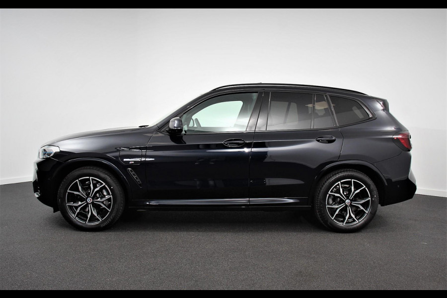 BMW X3 xDrive30e M Sport High Executive | Leder | Schuif/kantel dak | Navigatie | Climate Control | Camera | Electrisch bedienbare achterklep | Active Cruise Control | 19" Lichtmetalen velgen