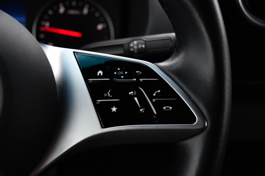 Mercedes-Benz Sprinter 317 1.9 CDI L2 Pro Black Edition FACE LIFT! Camera, Cruise, Carplay, 3500kg Trekhaak, 10,5'' Mbux, LED, Dodehoek, Virtual, Uniek!