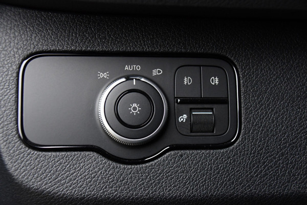 Mercedes-Benz Sprinter 317 1.9 CDI L2 Pro Black Edition FACE LIFT! Camera, Cruise, Carplay, 3500kg Trekhaak, 10,5'' Mbux, LED, Dodehoek, Virtual, Uniek!