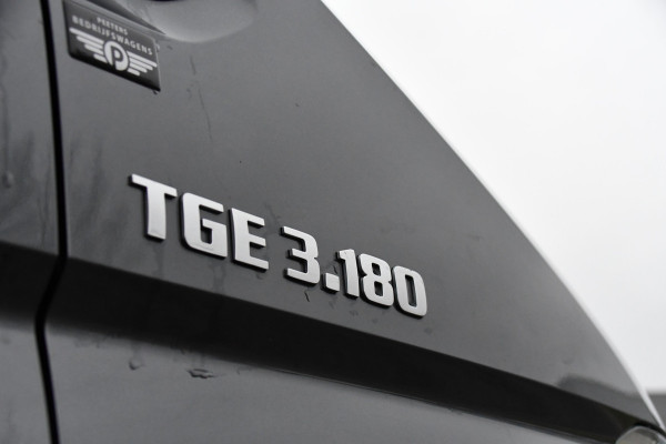 MAN TGE 3.180 35 2.0 L3H3 PB Edition Koel / Vrieswagen Adaptieve Cruise, Camera, Carplay, Nachtkoeling, LED, Leder, Trekhaak, 177pk, Clima, Mulitmedia, Uniek! Koelwagen, Vrieswagen, Vriesauto, Koelauto, Koel, Vries