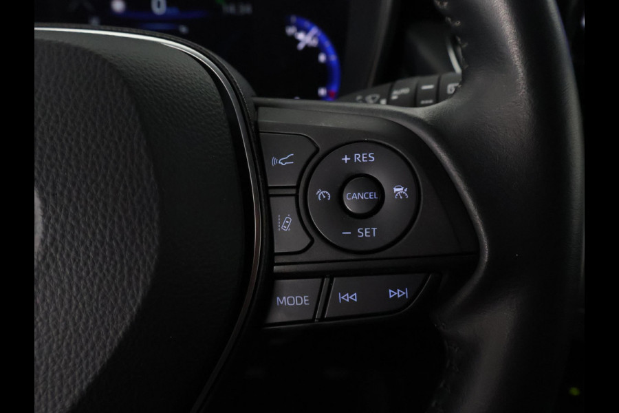 Toyota Corolla Touring Sports 1.8 HYBRIDE BUSINESS PLUS 1e EIG GARANTIE 2033 BI-TONE. TREKHAAK.HALF LEDER. PARKEERSENSOREN . NAVIGATIE .APPLE/ANDROID