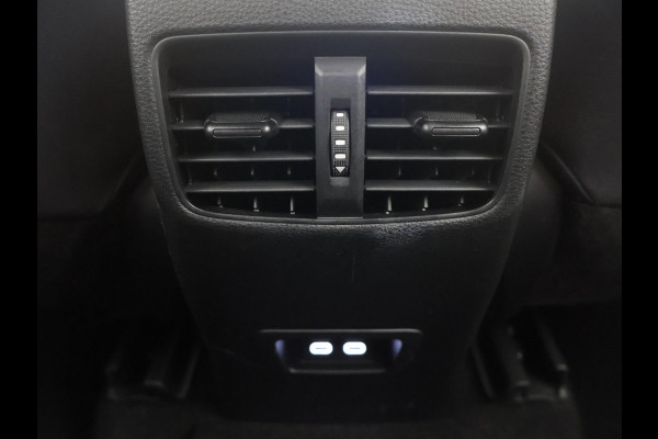 Toyota Corolla Cross HYBRID 140 DYNAMIC STYLEPACK BI-TONE GARANTIE 2035 CARPLAY NAVIGATIE.ELEKTRISCHE A.KLEP. CLIMA.CRUISE ETC