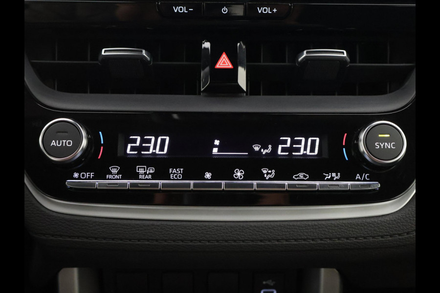 Toyota Corolla Cross HYBRID 140 DYNAMIC STYLEPACK BI-TONE GARANTIE 2035 CARPLAY NAVIGATIE.ELEKTRISCHE A.KLEP. CLIMA.CRUISE ETC