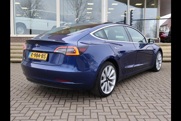 Tesla Model 3 60 kWh RWD *BTW* + AFN. TREKHAAK | LEDER | AUTOPILOT | PANORAMA | 3 CAMERA'S