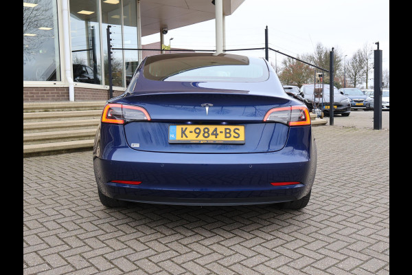 Tesla Model 3 60 kWh RWD *BTW* + AFN. TREKHAAK | LEDER | AUTOPILOT | PANORAMA | 3 CAMERA'S