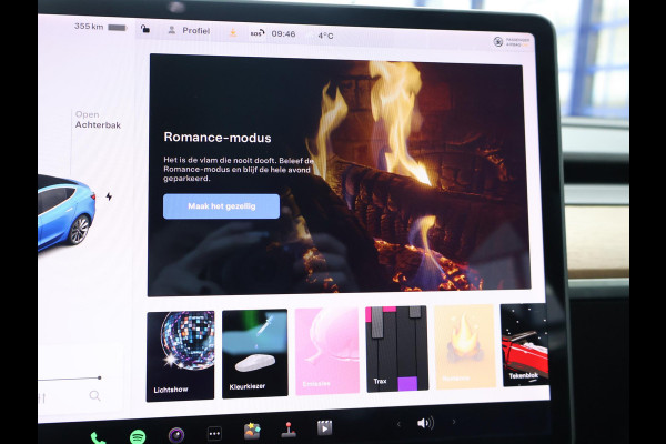 Tesla Model 3 60 kWh RWD *BTW* + AFN. TREKHAAK | LEDER | AUTOPILOT | PANORAMA | 3 CAMERA'S