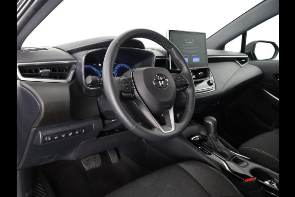 Toyota Corolla HYBRID 140 BUSINESS BLACK ED. GARANTIE 5-2035* 15.000 KM!!! STOEL -EN STUURVERWARMNG . CAMERA . KEYLESS START/STOP . APPLE CARPLAY & ANDROID AUTO