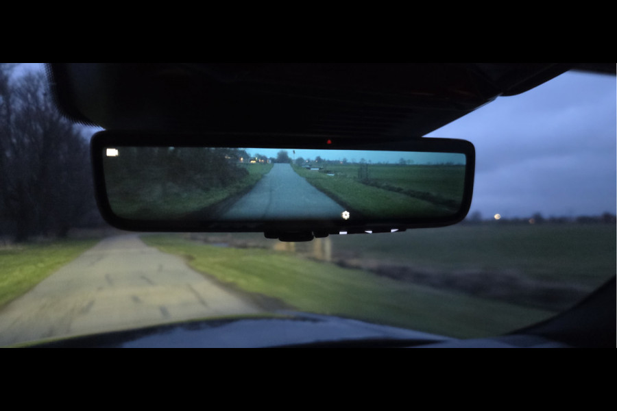 Land Rover Range Rover 3.0 P550e HSE PHEV * HEAD-UP * 22 INCH * 80 KM ACCU RANGE. !!