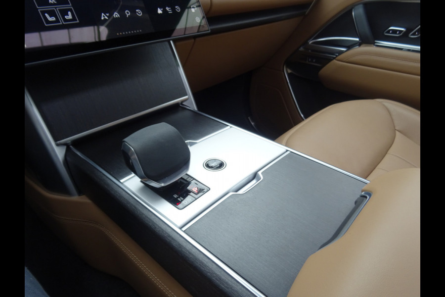 Land Rover Range Rover 3.0 P550e HSE PHEV * HEAD-UP * 22 INCH * 80 KM ACCU RANGE. !!