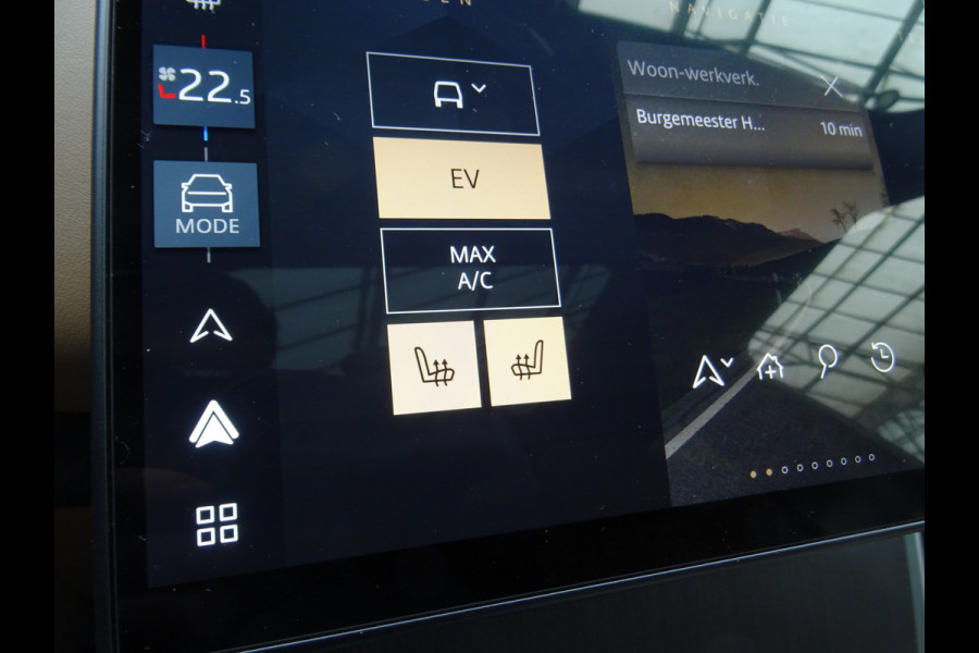 Land Rover Range Rover 3.0 P550e HSE PHEV * HEAD-UP * 22 INCH * 80 KM ACCU RANGE. !!