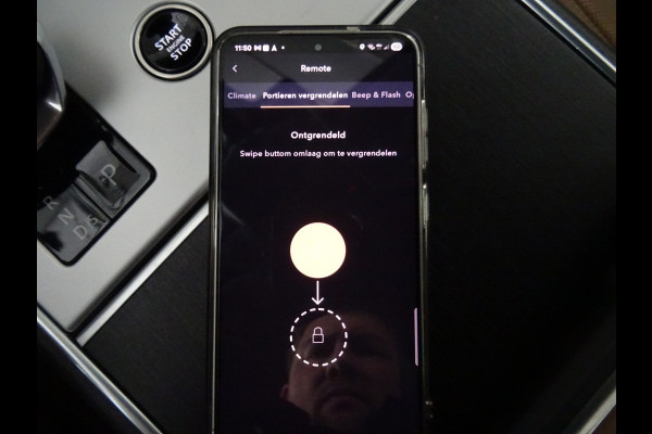 Land Rover Range Rover 3.0 P550e HSE PHEV * HEAD-UP * 22 INCH * 80 KM ACCU RANGE. !!