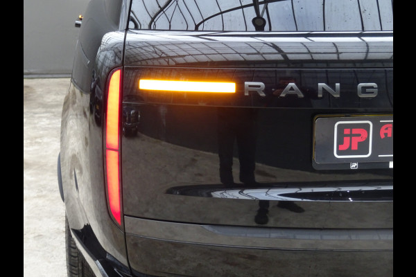 Land Rover Range Rover 3.0 P550e HSE PHEV * HEAD-UP * 22 INCH * 80 KM ACCU RANGE. !!