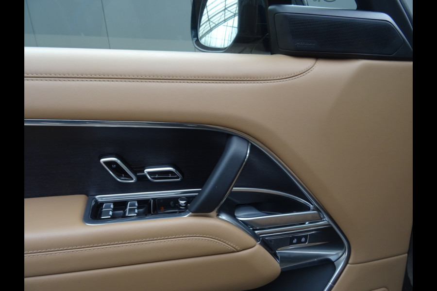 Land Rover Range Rover 3.0 P550e HSE PHEV * HEAD-UP * 22 INCH * 80 KM ACCU RANGE. !!