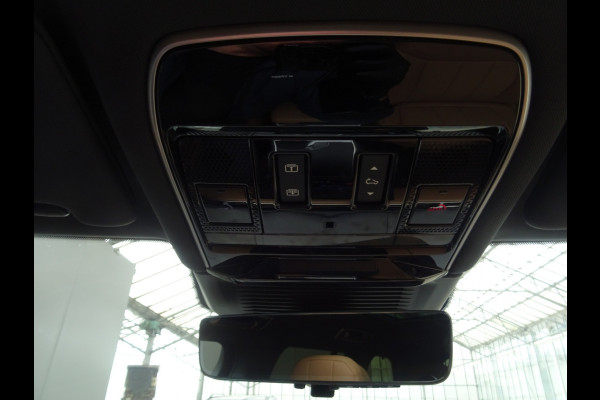 Land Rover Range Rover 3.0 P550e HSE PHEV * HEAD-UP * 22 INCH * 80 KM ACCU RANGE. !!