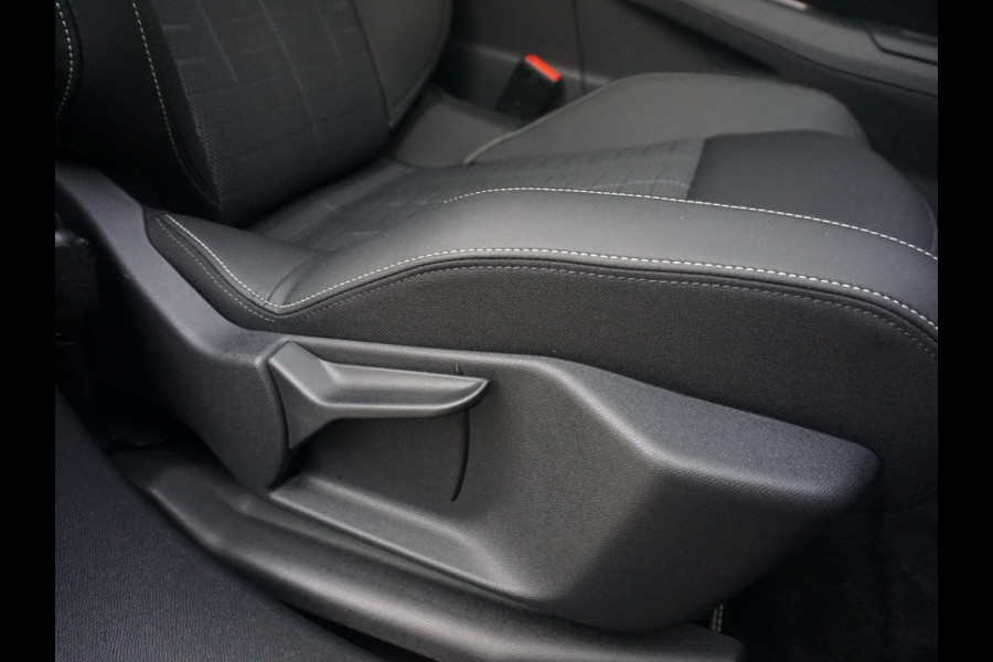 Peugeot 3008 1.2 Hybrid 145 GT