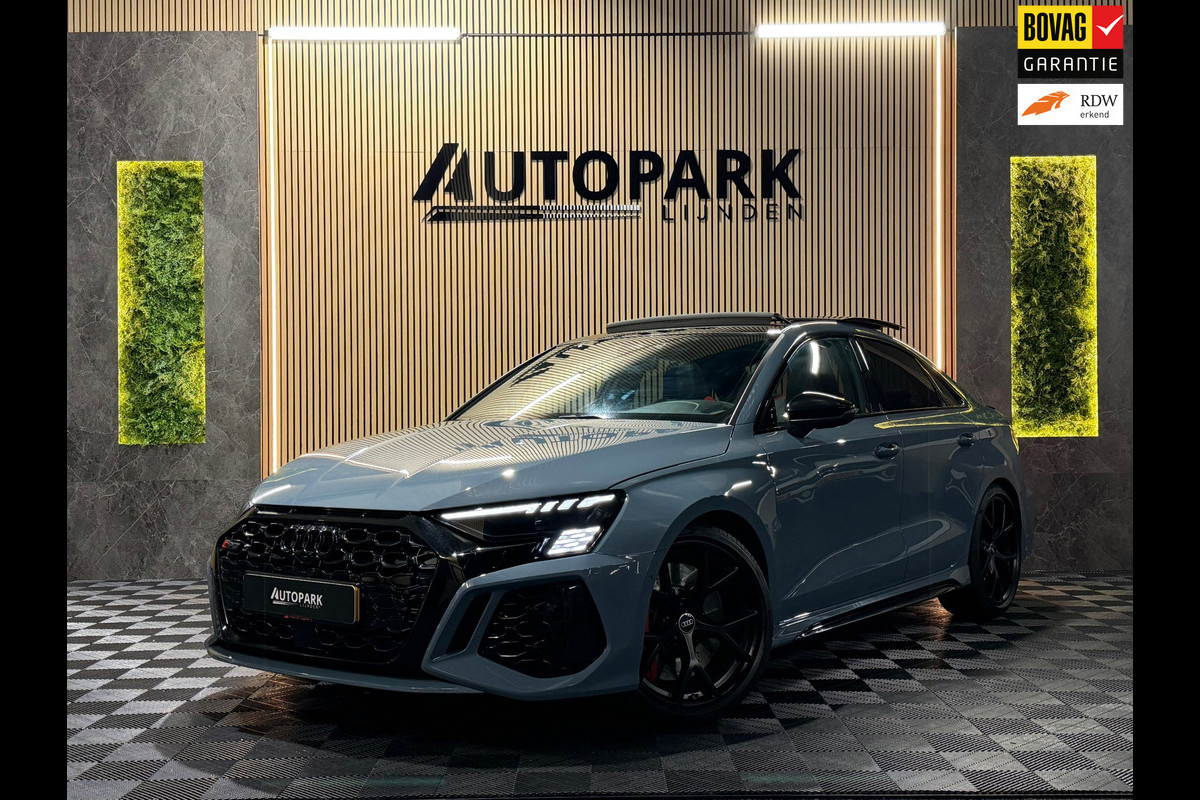 Audi RS3 Limousine 2.5 TFSI RS 3 quattro|PANO|MASSAGE|B&O|ACC|MEMORY|CARPLAY|DEALER ONDERHOUDEN|KEMORA GREY|400PK|BOMVOL!