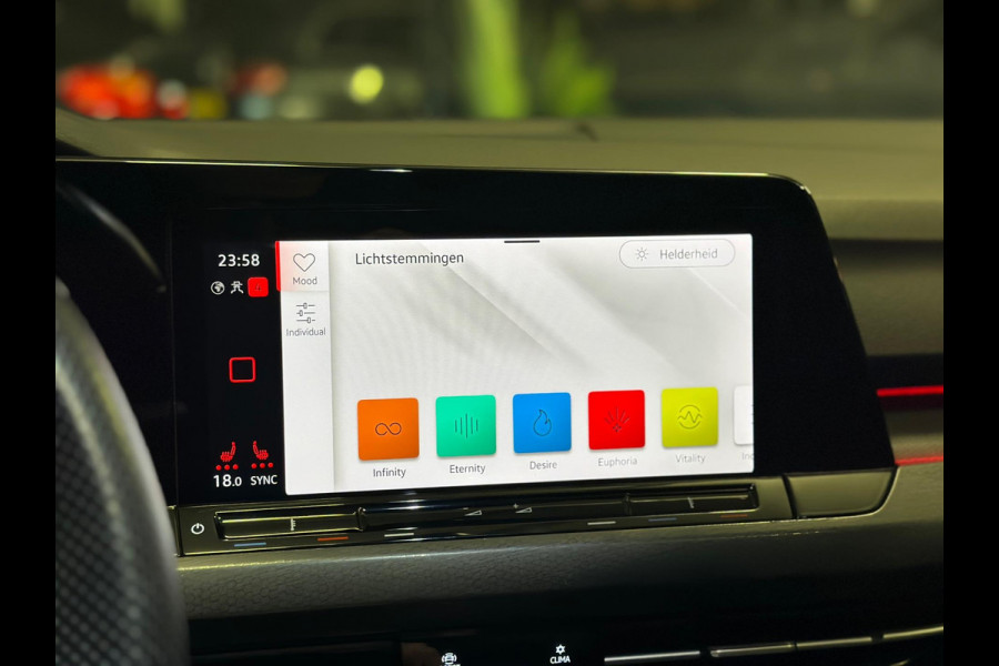 Volkswagen Golf 2.0 TSI GTI|PANO|HEAD UP|FULL OPTION