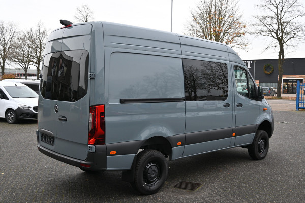 Mercedes-Benz Sprinter 319 CDI 4x4 L2H2 Pro Draaistoelen, Distronic, LED, Electrische schuifdeur