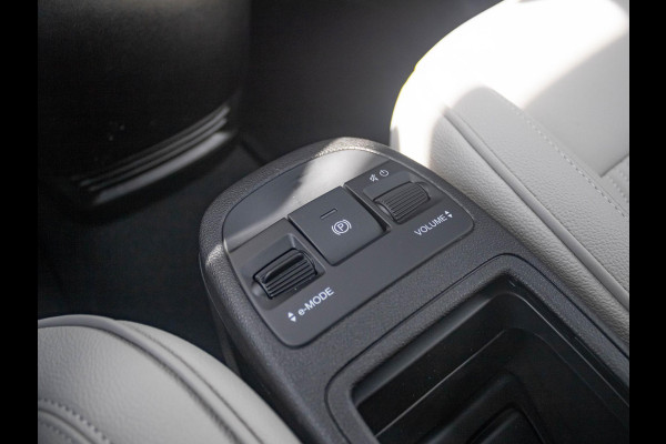 Fiat 500E Giorgio Armani Edition 42 kWh | 17% Bijtelling | Zeer Exclusief | Beperkte Oplage !