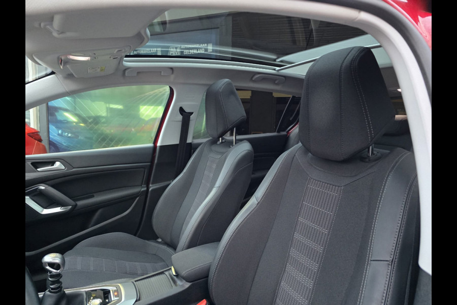 Peugeot 308 1.2 PureTech Allure | 2E EIGENAAR | 12MND GARANTIE | PANO DAK | NAVI | NW DISTR RIEM | TREKHAAK |