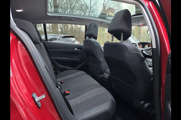 Peugeot 308 1.2 PureTech Allure | 2E EIGENAAR | 12MND GARANTIE | PANO DAK | NAVI | NW DISTR RIEM | TREKHAAK |