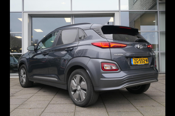 Hyundai Kona EV Premium 64 kWh | SOH 94,8% | Stoelverwarming/ventilatie | Navi | Clima | Cruise |