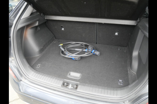 Hyundai Kona EV Premium 64 kWh | SOH 94,8% | Stoelverwarming/ventilatie | Navi | Clima | Cruise |
