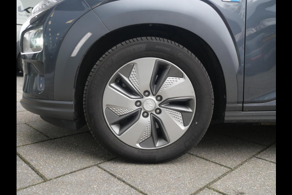 Hyundai Kona EV Premium 64 kWh | SOH 94,8% | Stoelverwarming/ventilatie | Navi | Clima | Cruise |