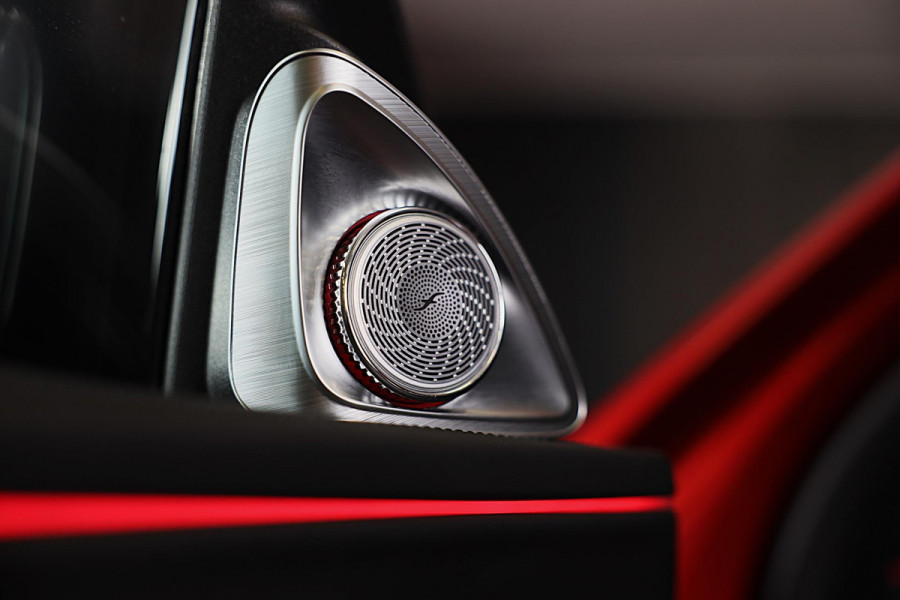 Mercedes-Benz E-Klasse Estate 300 e AMG 53 Look / HYPERSCREEN / Acc / Massage / BURMESTER 4D / Head Up / 360 Camera / Leder / Pano