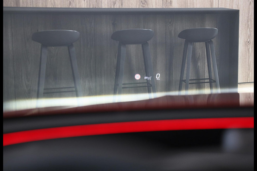 Mercedes-Benz E-Klasse Estate 300 e AMG 53 Look / HYPERSCREEN / Acc / Massage / BURMESTER 4D / Head Up / 360 Camera / Leder / Pano