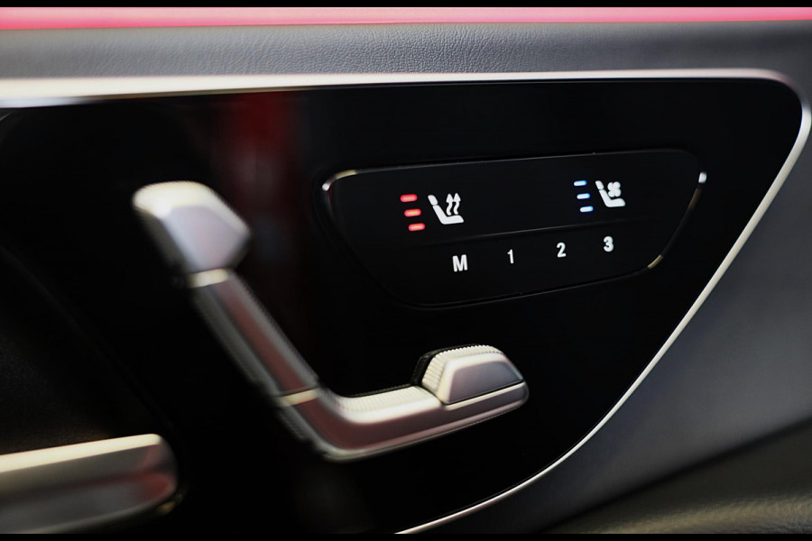 Mercedes-Benz E-Klasse Estate 300 e AMG 53 Look / HYPERSCREEN / Acc / Massage / BURMESTER 4D / Head Up / 360 Camera / Leder / Pano