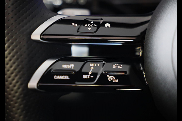 Mercedes-Benz E-Klasse Estate 300 e AMG 53 Look / HYPERSCREEN / Acc / Massage / BURMESTER 4D / Head Up / 360 Camera / Leder / Pano