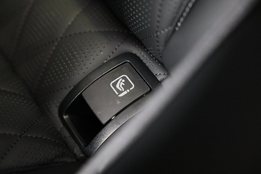 Mercedes-Benz E-Klasse Estate 300 e AMG 53 Look / HYPERSCREEN / Acc / Massage / BURMESTER 4D / Head Up / 360 Camera / Leder / Pano