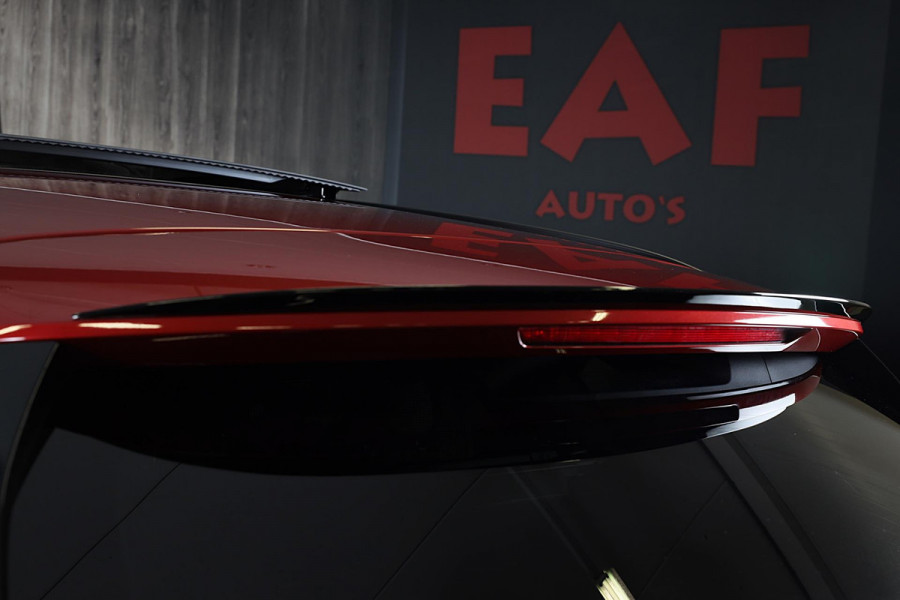 Mercedes-Benz E-Klasse Estate 300 e AMG 53 Look / HYPERSCREEN / Acc / Massage / BURMESTER 4D / Head Up / 360 Camera / Leder / Pano