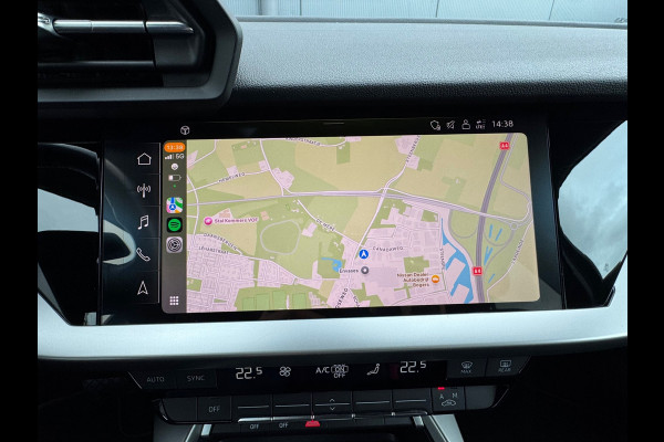 Audi A3 Limousine 30 TFSI Automaat * Carplay * Optiek Zwart * Parkeersensoren *