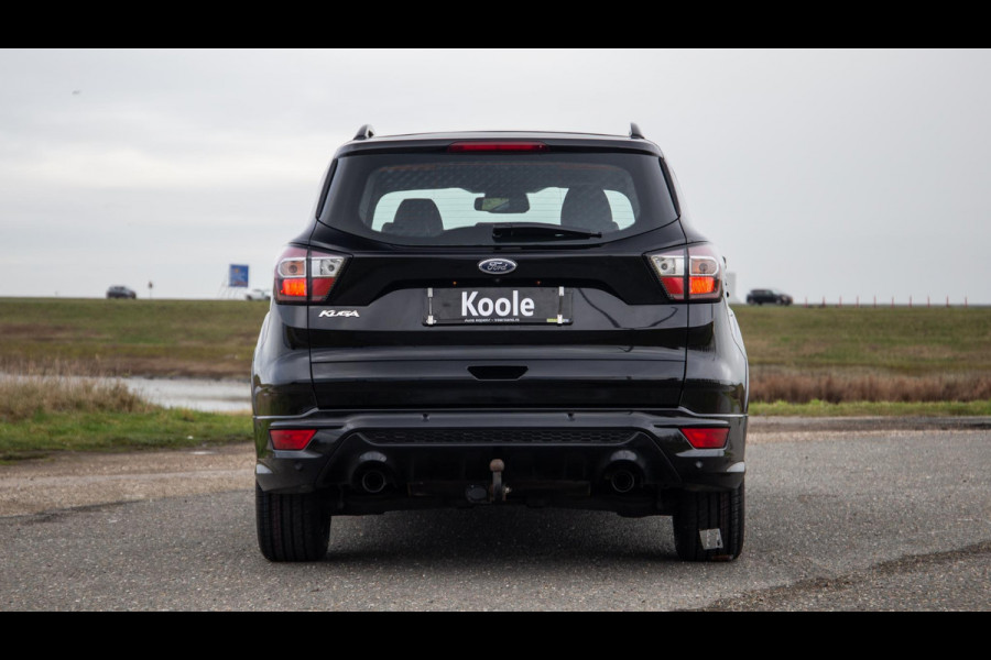 Ford Kuga 1.5 EcoBoost ST Line CAMERA / CARPLAY / TREKHAAK / 2000 KG / STOEVERWRMING / 150 PK