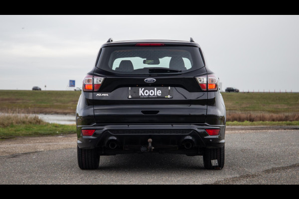Ford Kuga 1.5 EcoBoost ST Line CAMERA / CARPLAY / TREKHAAK / 2000 KG / STOEVERWRMING / 150 PK